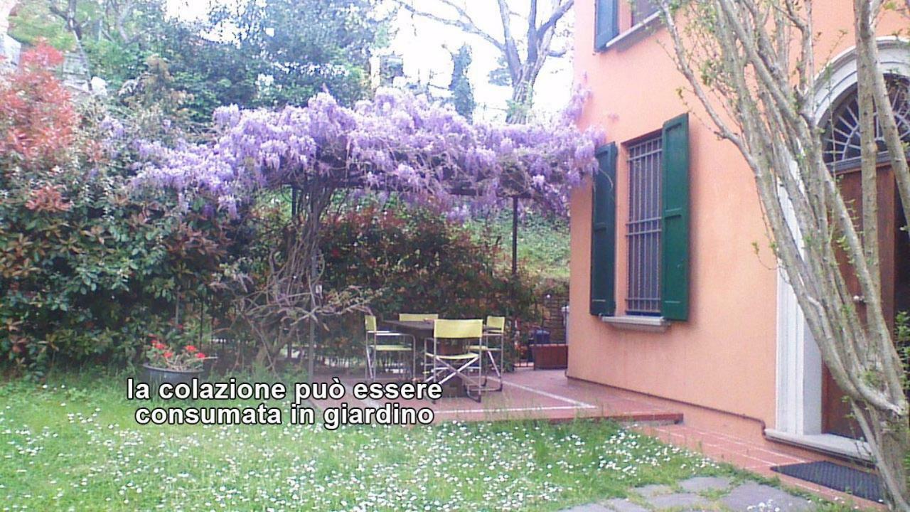 All' Ombra del Portico Bologna Esterno foto